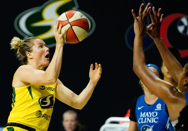 Semifinals: Seattle Storm guard Sami Whitcomb drives to the net against the Minnesota Lynx during Game 2 at IMG Academy.